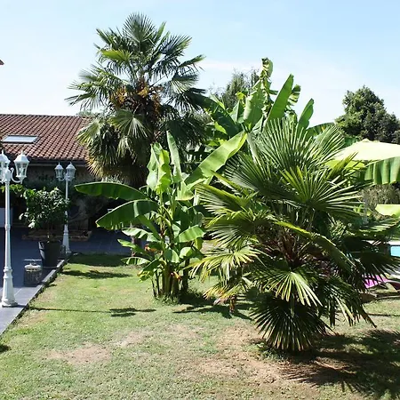 Le Domaine De La Lezardiere * Espiet